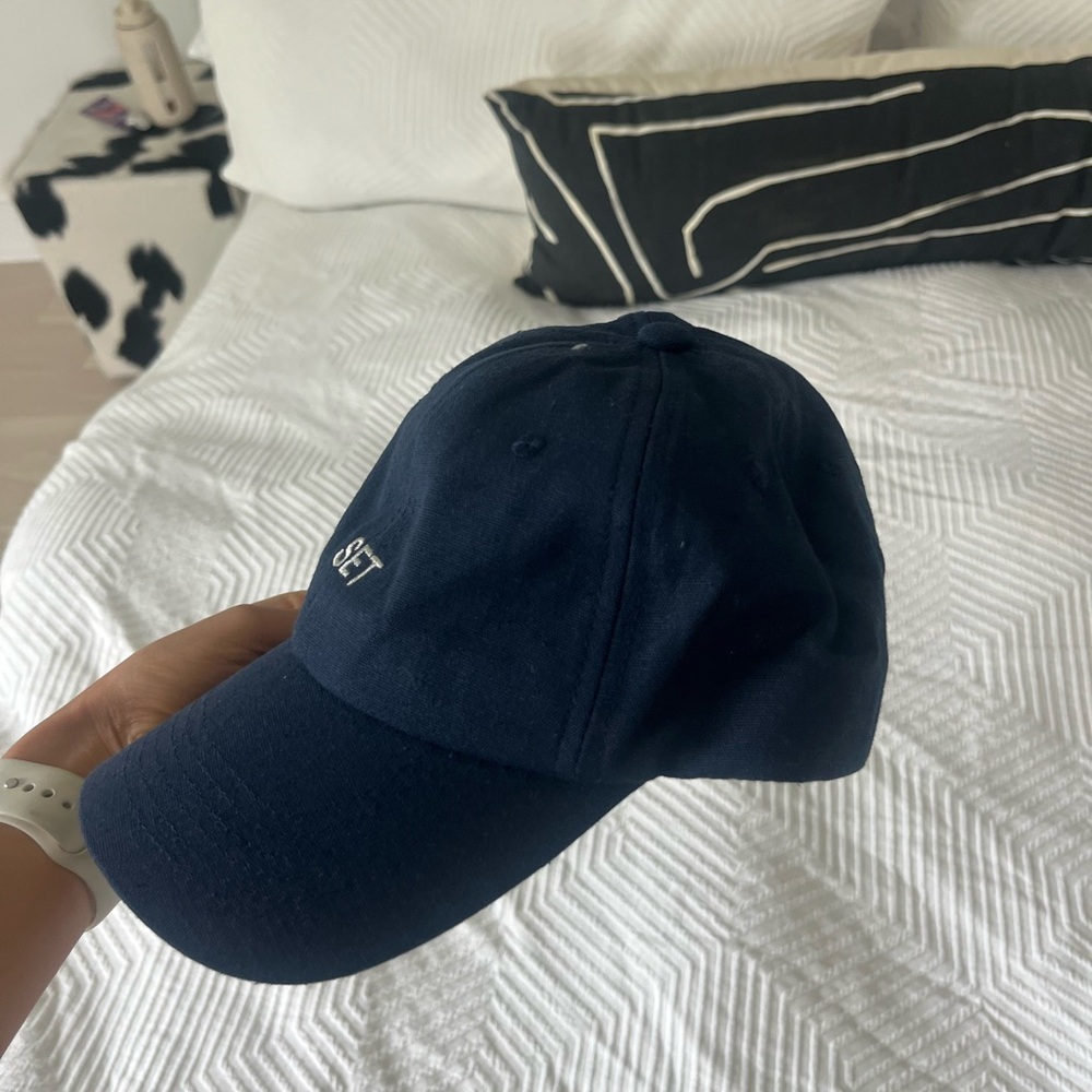 SET ACTIVE | Baseball Hat - Picture 3 of 4